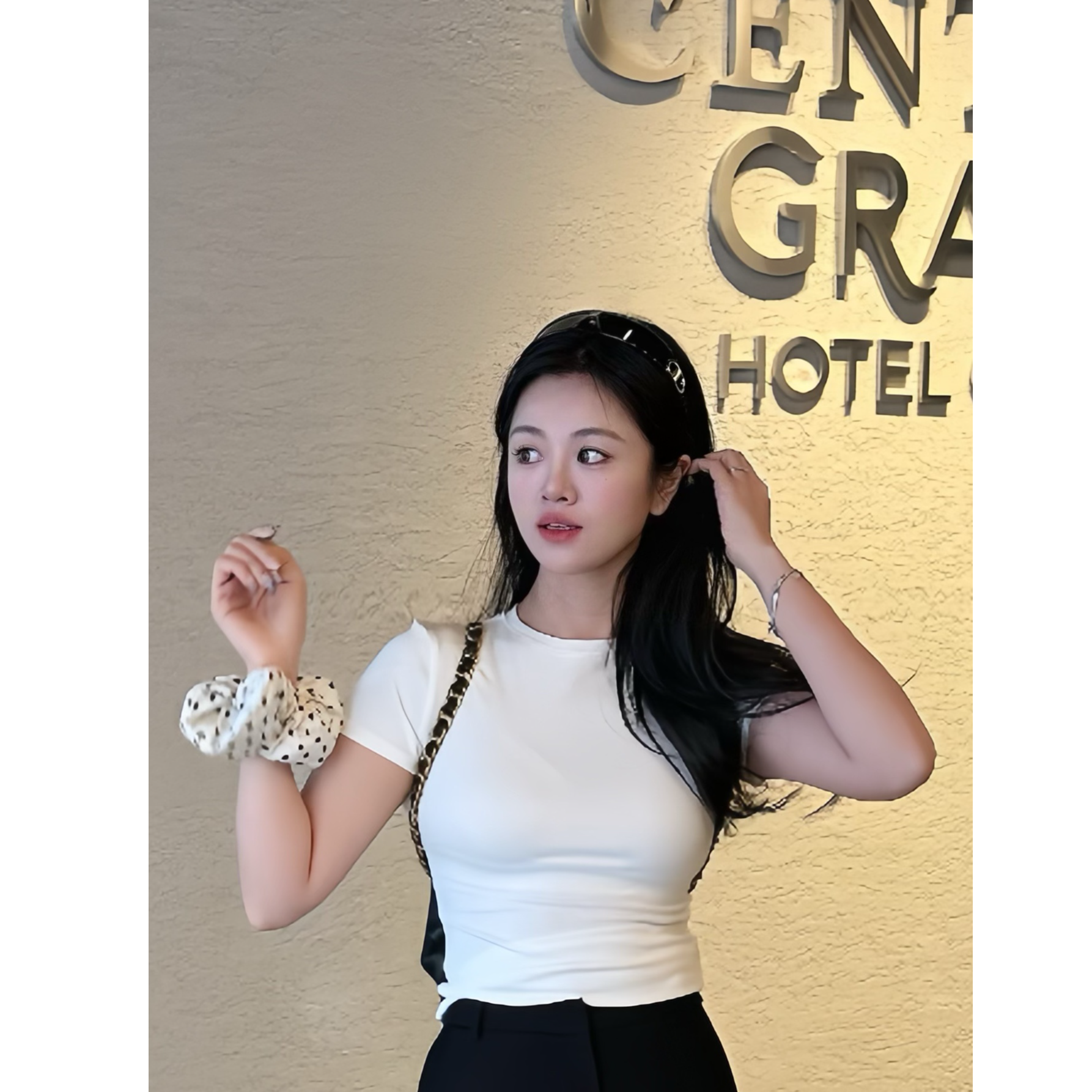 修身白色短袖T恤显瘦百搭上衣