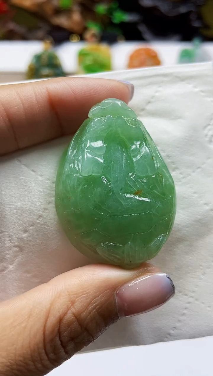 颈饰未镶嵌翡翠翡翠A货