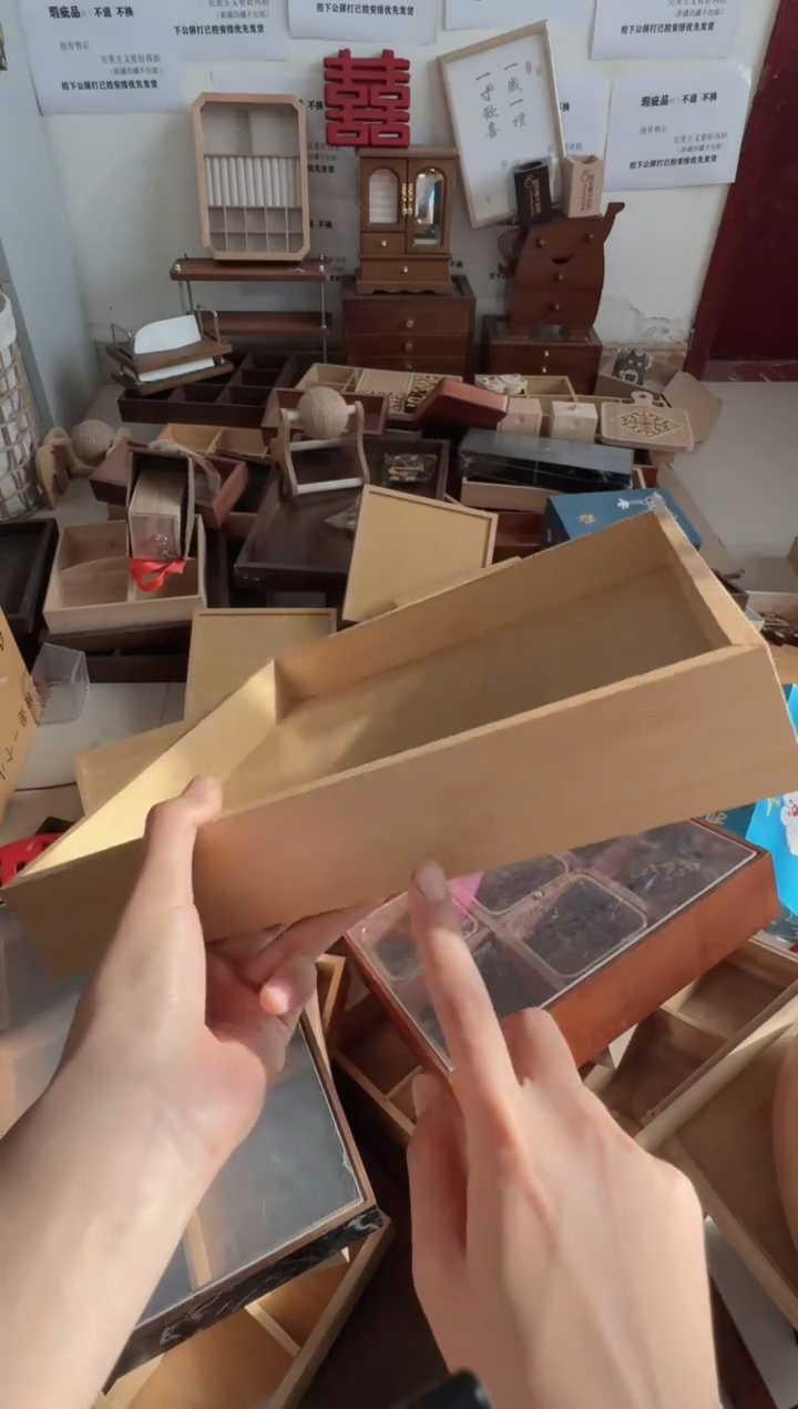 原木色科技木大托盘