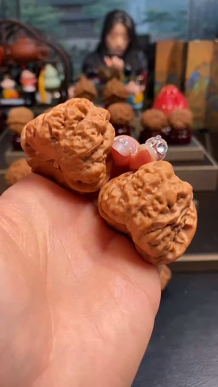 【闪购商品】文玩核桃吊坠H74蛤蟆头42