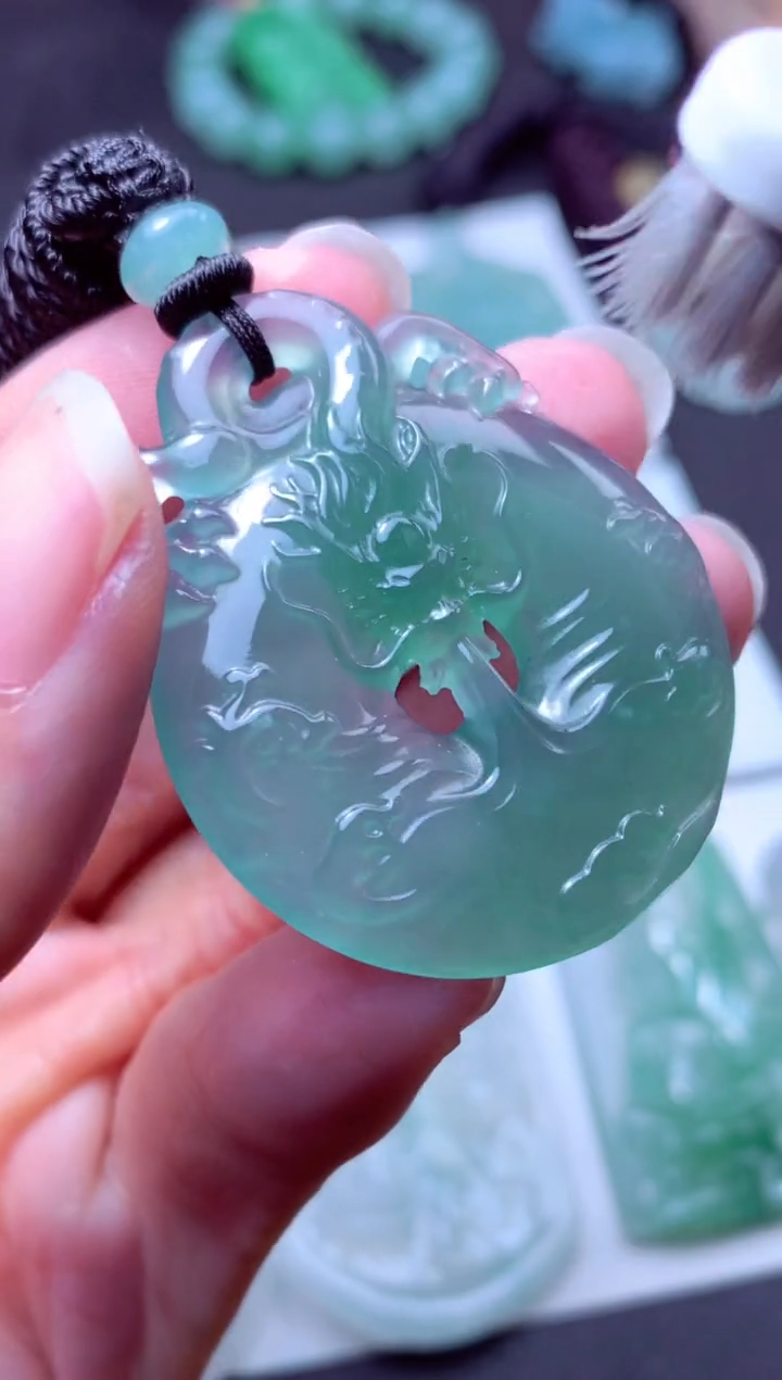 颈饰未镶嵌翡翠天然A货翡翠