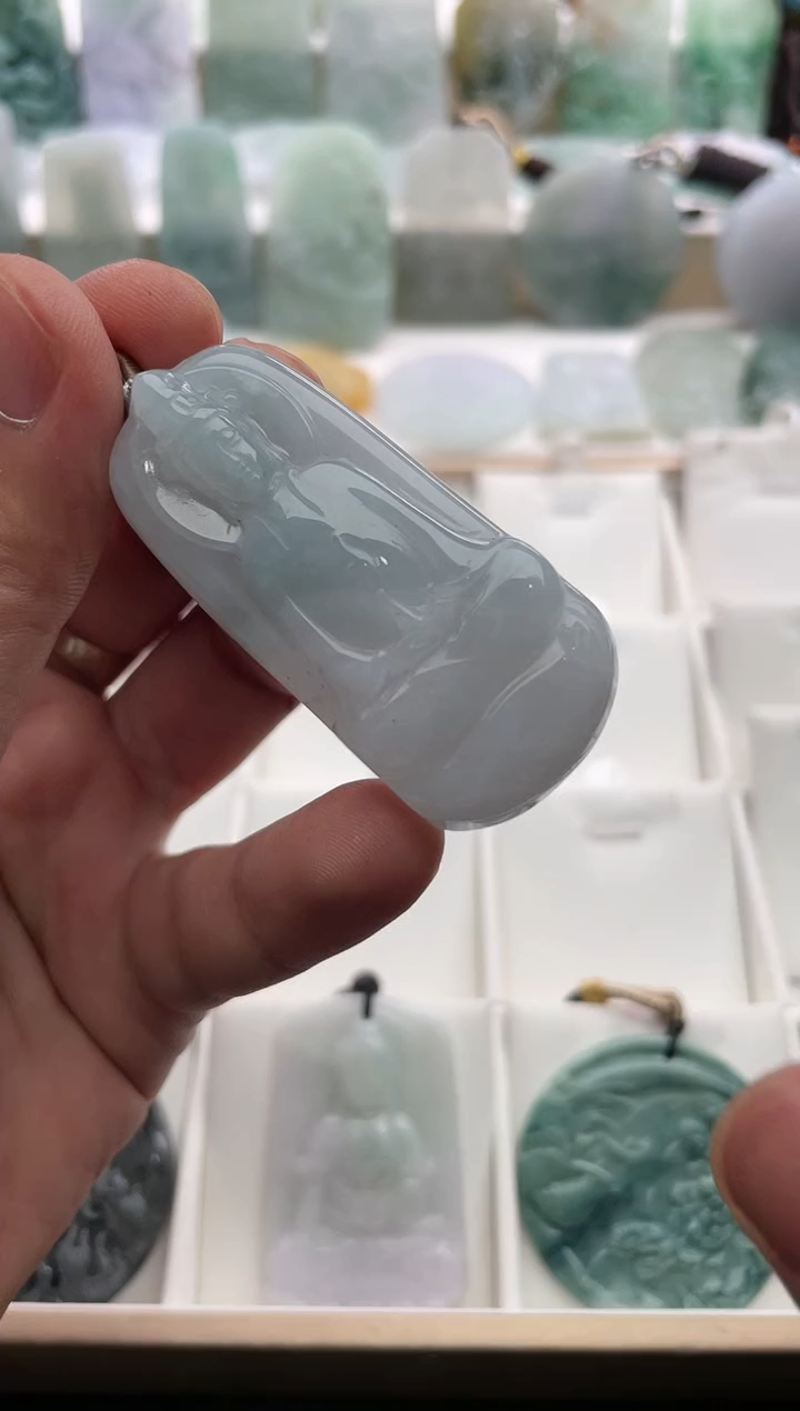 【闪购商品】翡翠颈饰未镶嵌..../2/26/ 125