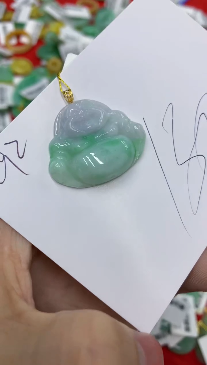 翡翠18K金镶嵌颈饰11111111111