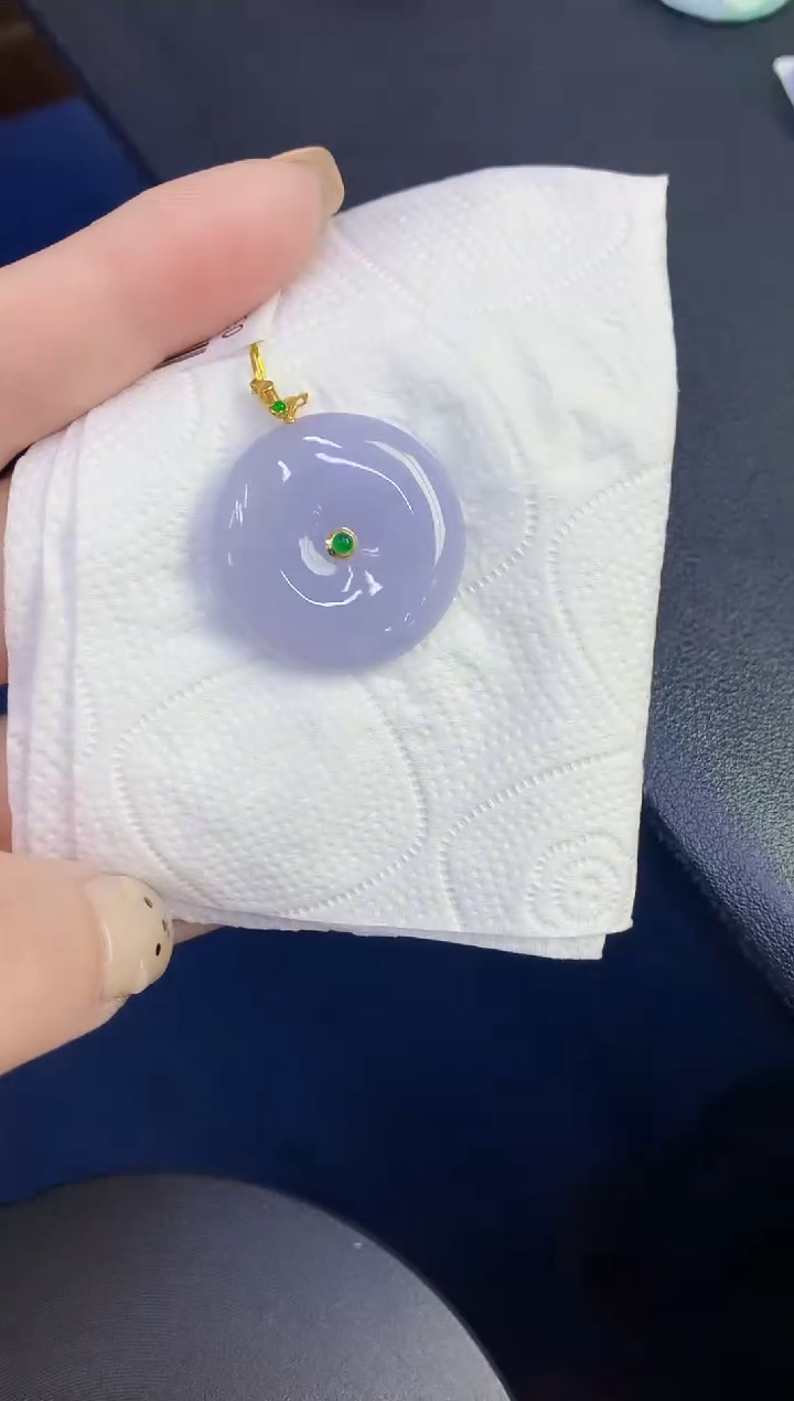 颈饰18K金镶嵌翡翠缅甸天然翡翠A货