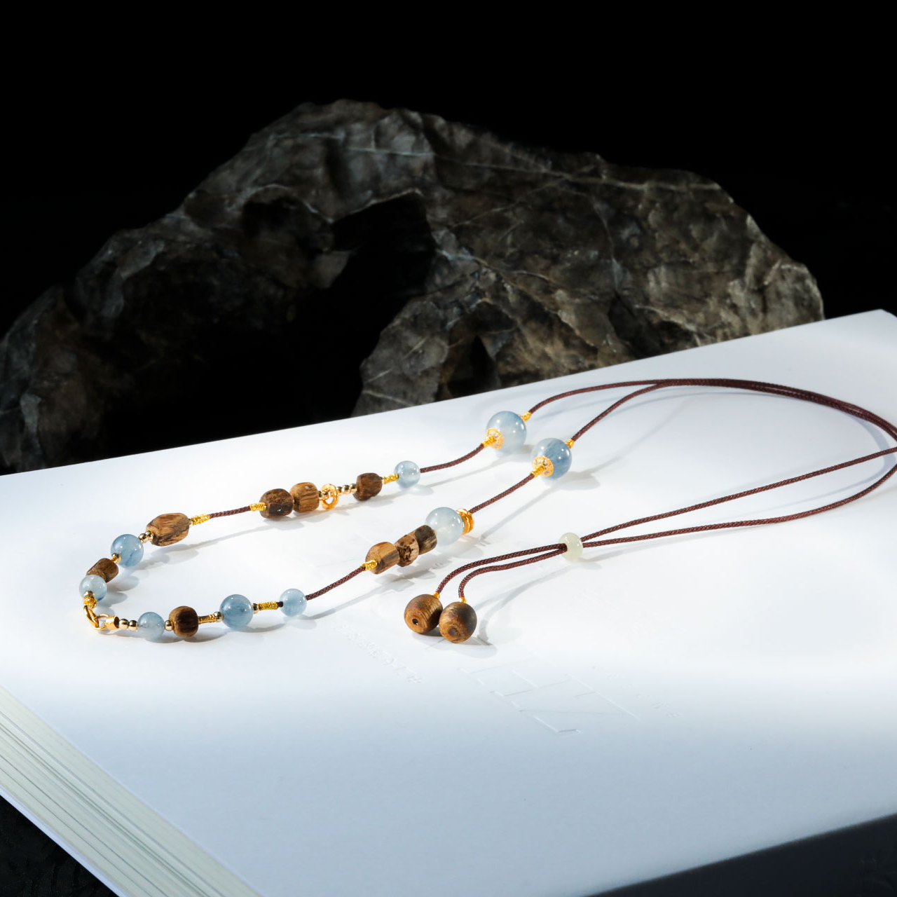 沉香【意婵】《仙之》天然高品达拉干沉香万能链18k金蓝线水晶-910113