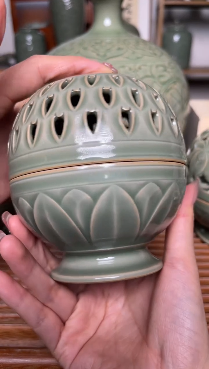 【闪购商品】其他仰山 纯手工秘色镂空香薰炉  万字纹