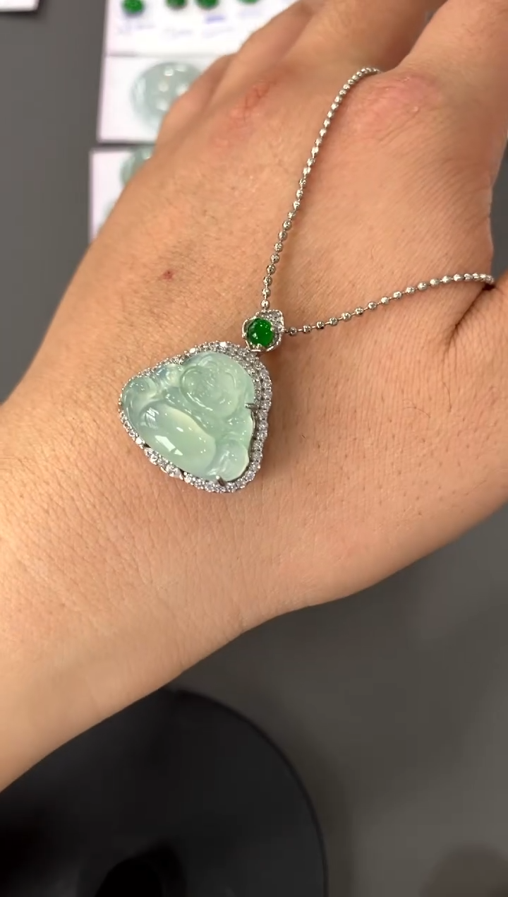 【闪购商品】翡翠吊坠(赠链)银S925镶嵌买断价