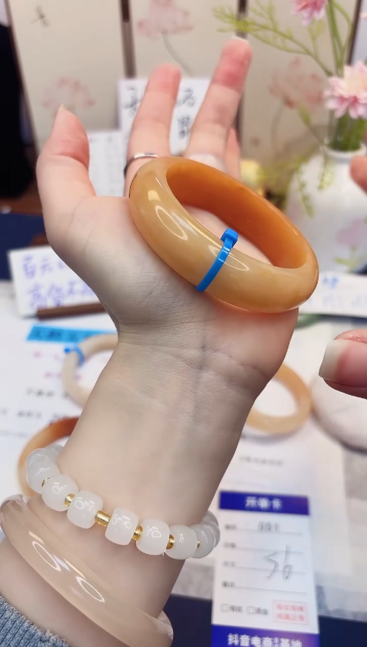【闪购商品】石英质玉手镯未镶嵌51-财气镯-圈口56