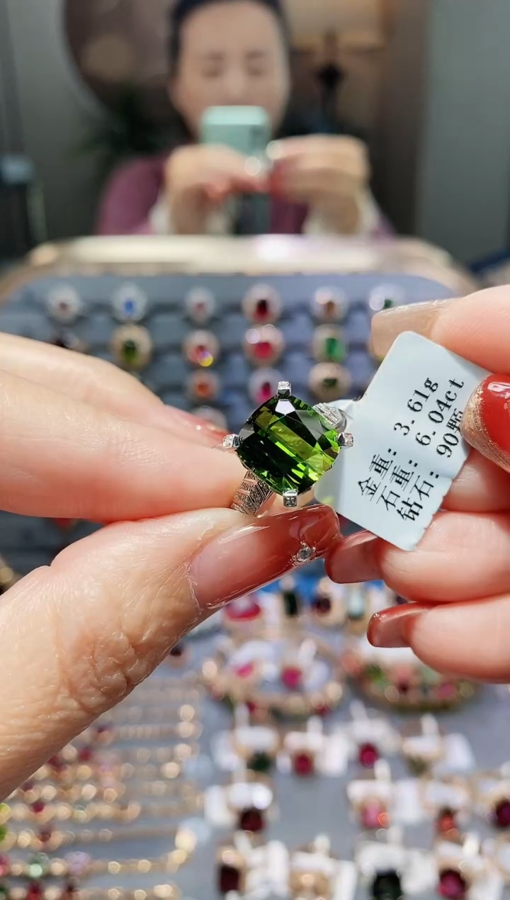 【闪购商品】碧玺戒指18K金镶嵌6.04ct