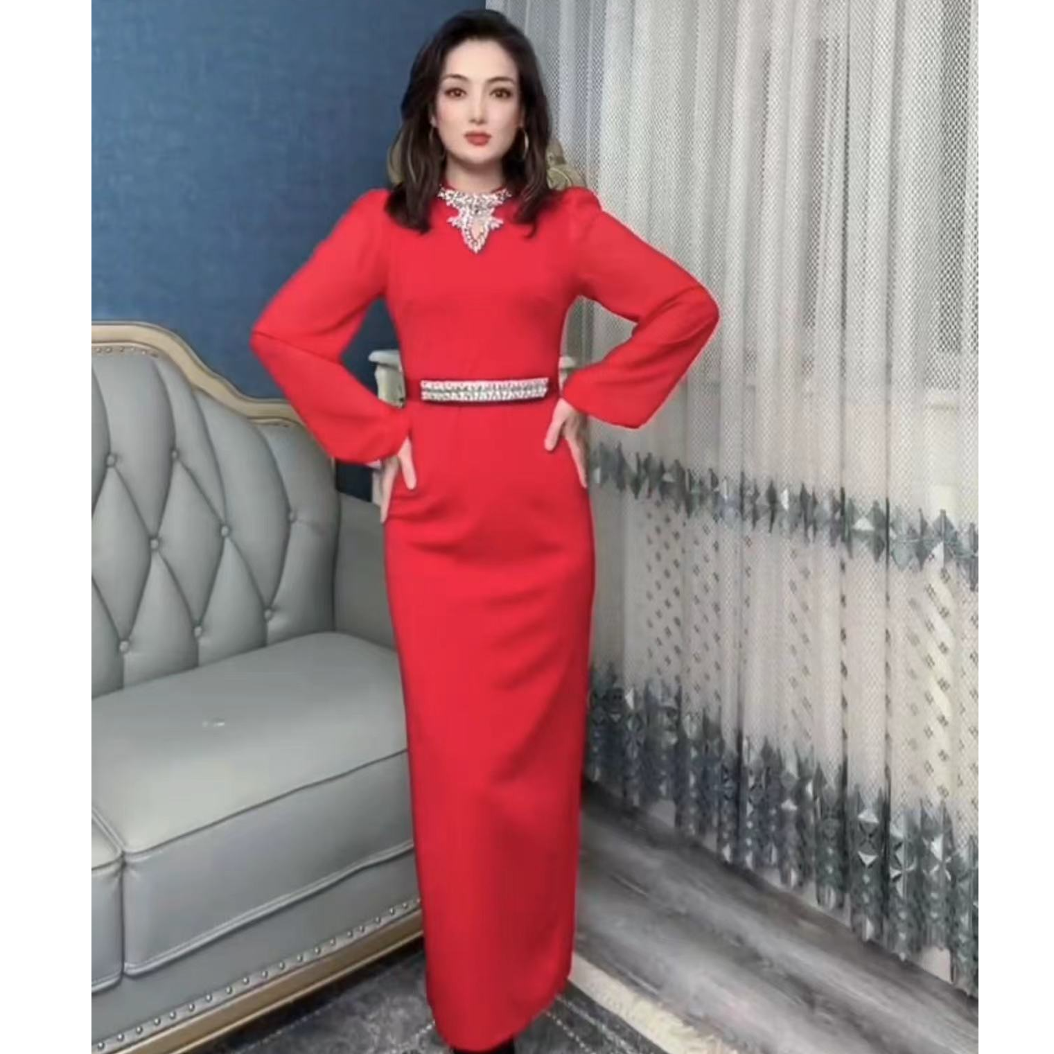 新款女士休闲版连衣裙