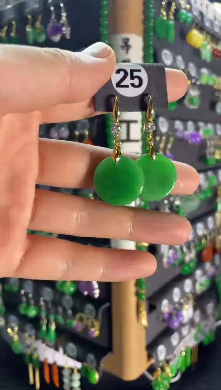 【闪购商品】翡翠颈饰银S925镶嵌25....