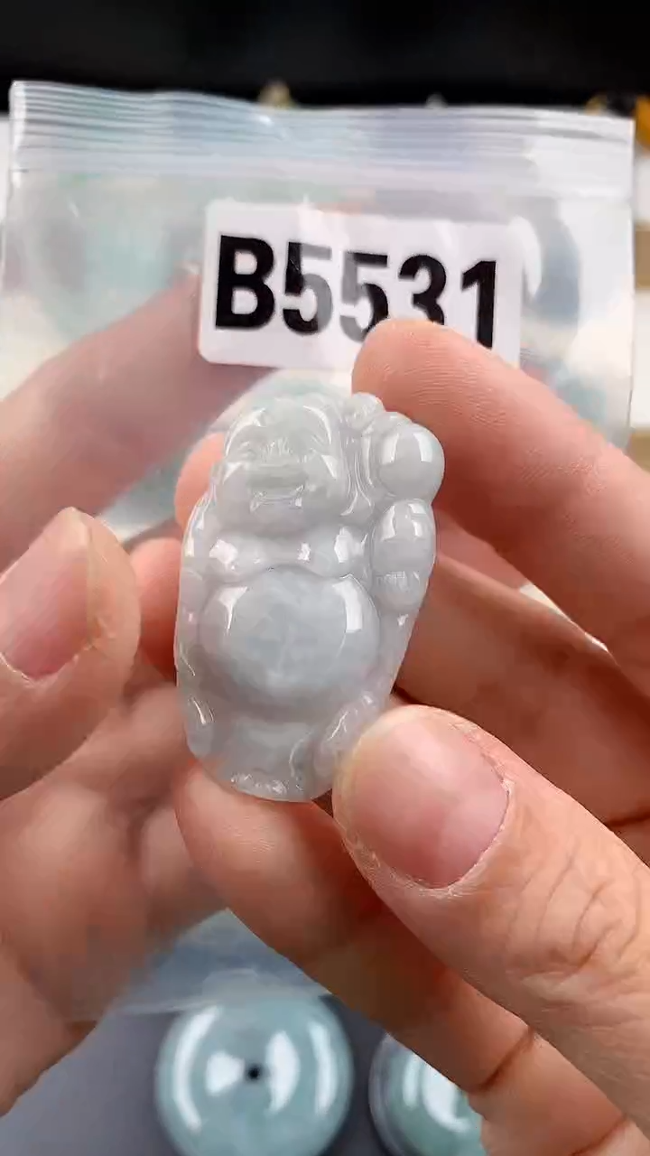 颈饰未镶嵌翡翠天然翡翠吊坠挂件