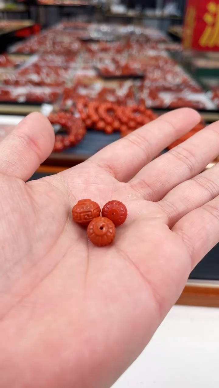 【闪购商品】南红玛瑙回纹珠未镶嵌（多样式发其一）