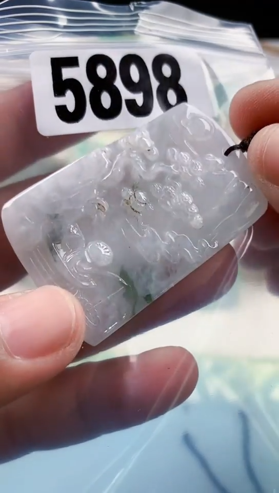 【闪购商品】翡翠挂件未镶嵌天然翡翠吊坠挂件