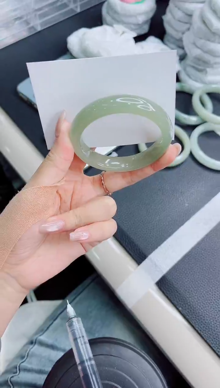 石英质玉手镯未镶嵌327-52.3