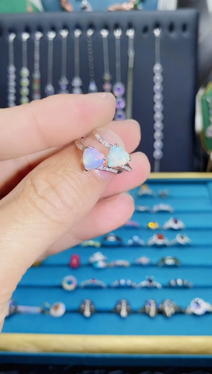 【闪购商品】欧泊戒指银S925镶嵌1121