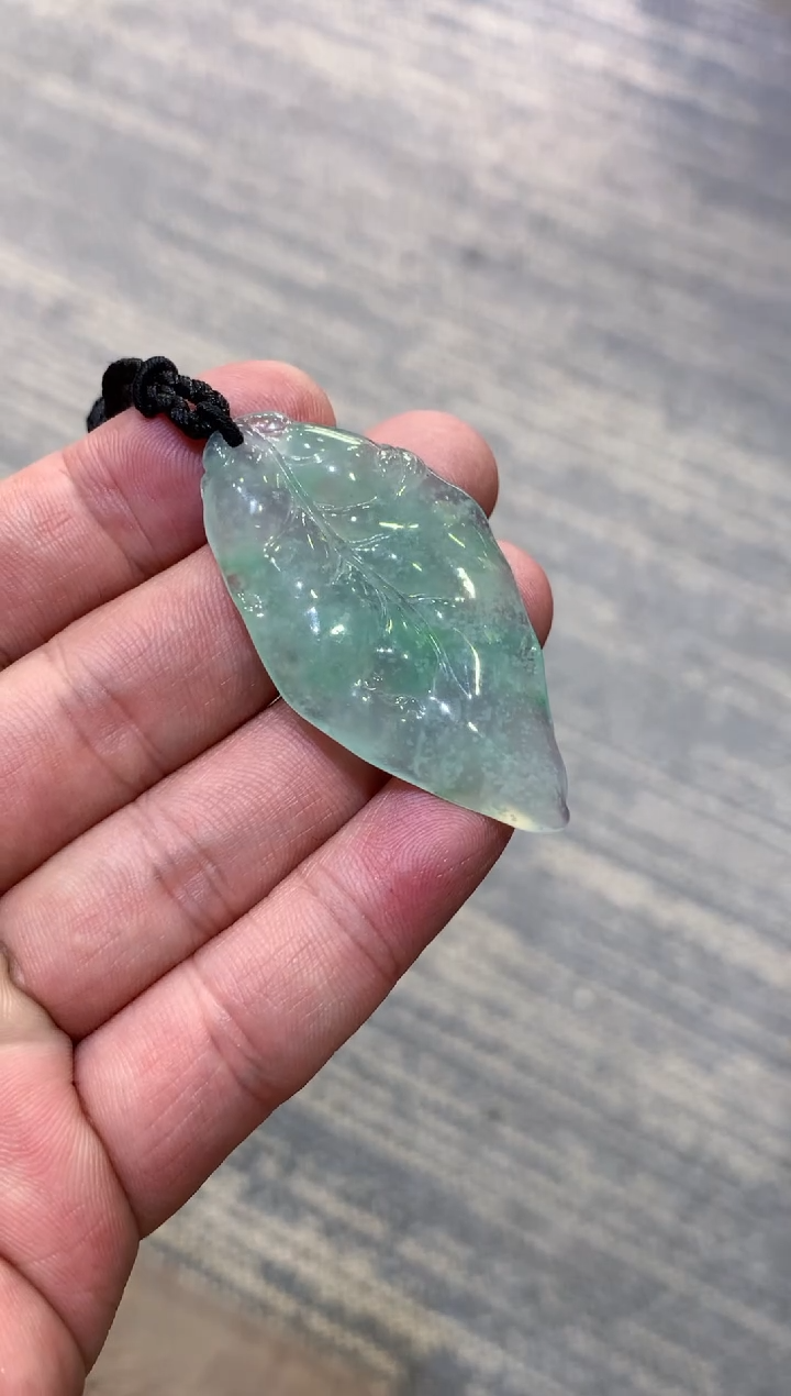 颈饰未镶嵌翡翠天然A货翡翠