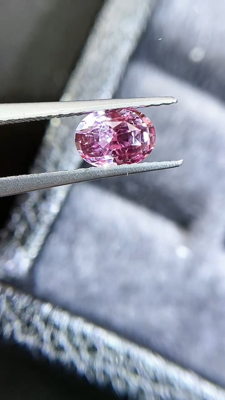 【闪购商品】定制蓝宝石定制未镶嵌帕帕拉恰1.1克拉vb吉尔德无烧