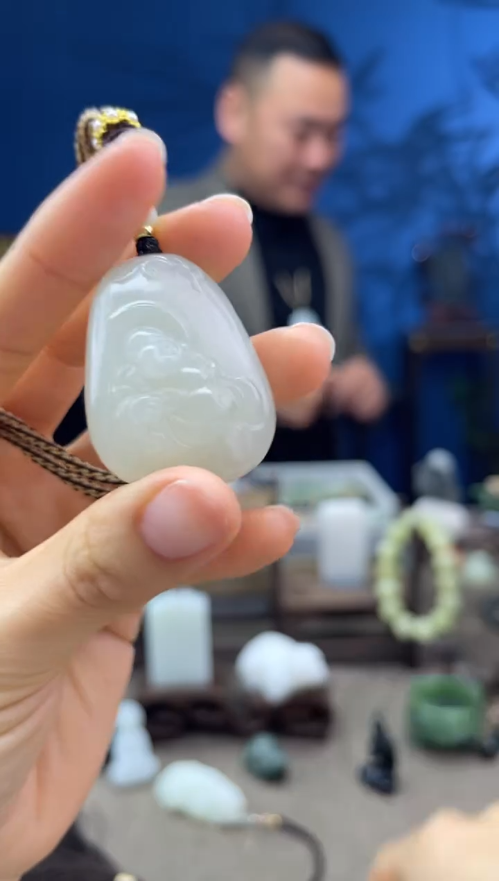 【闪购商品】和田玉颈饰未镶嵌1