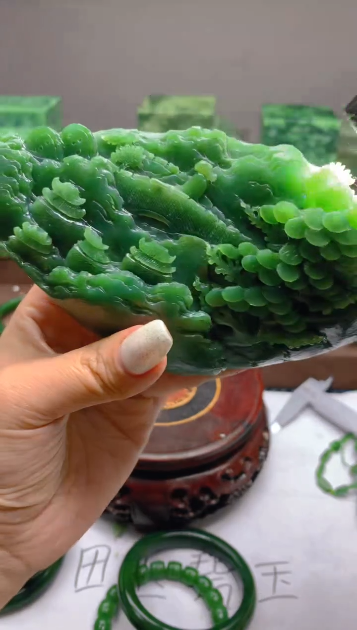 【闪购商品】和田玉（碧玉）未镶嵌摆件1