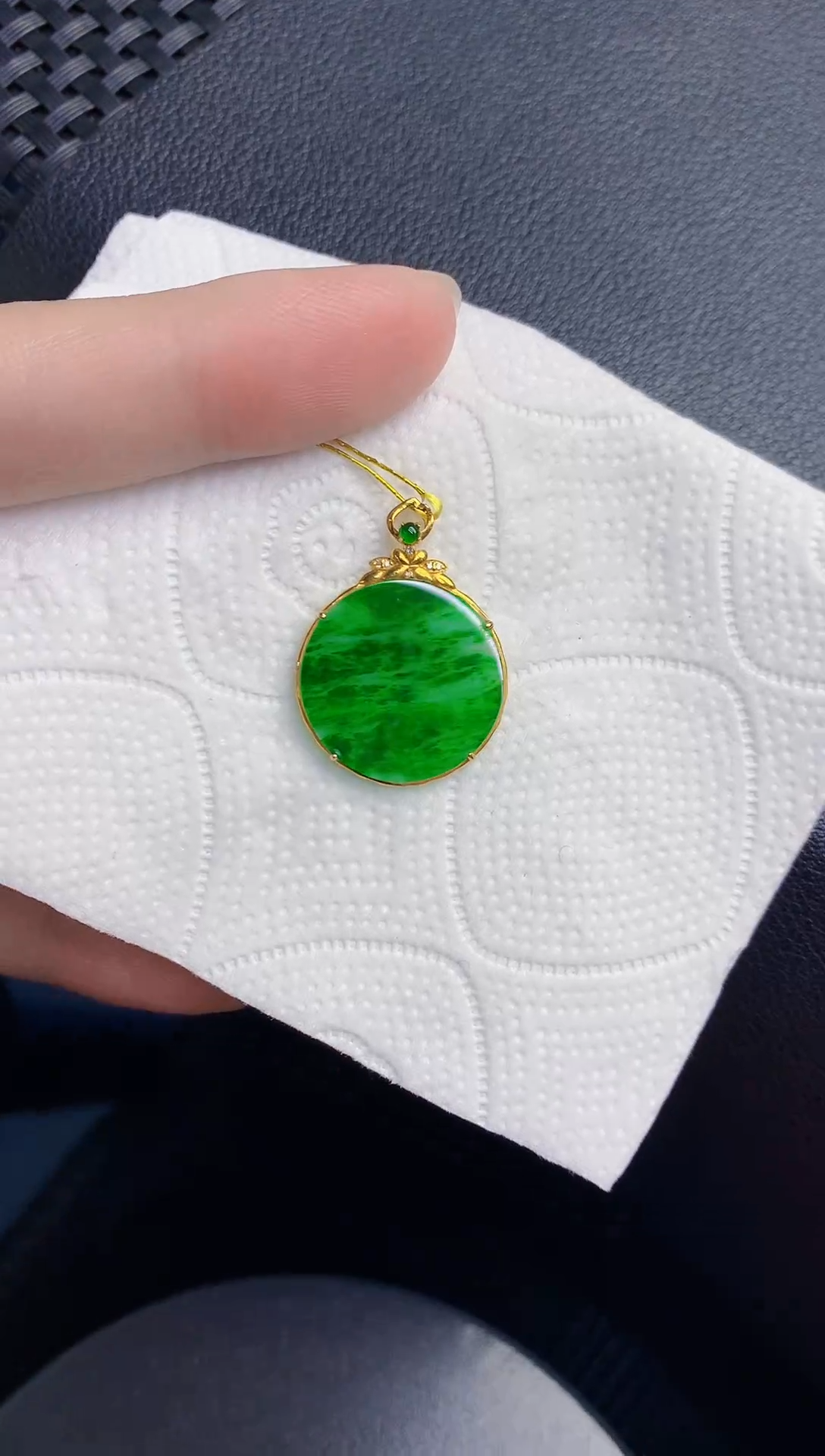 颈饰18K金镶嵌翡翠天然翡翠缅甸A货