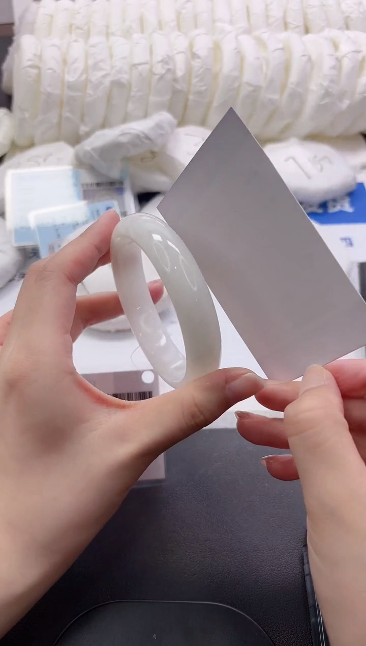 和田玉手镯未镶嵌221-60