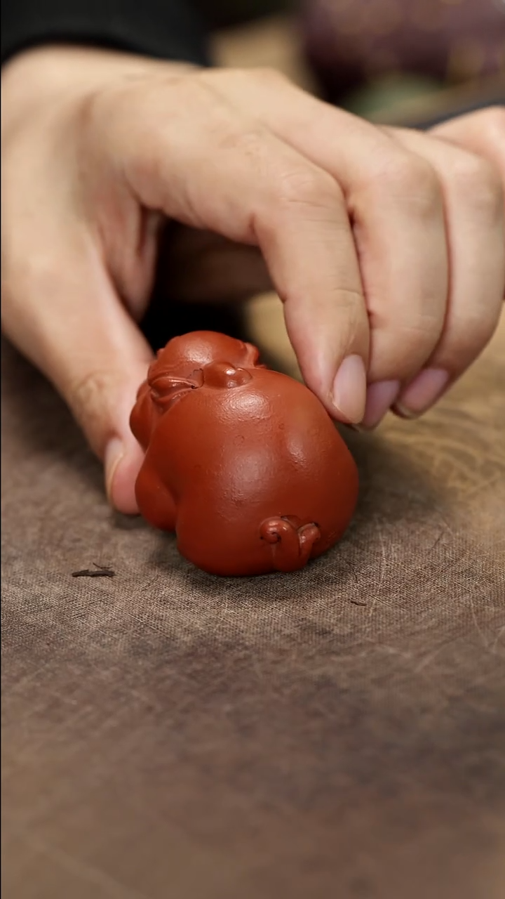 紫砂茶宠h**k大鹏鸟