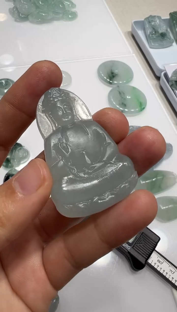 【闪购商品】定制翡翠未镶嵌素衣