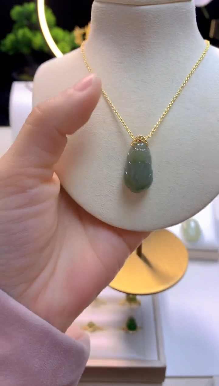 【闪购商品】和田玉吊坠银S925镀金镶嵌貔貅