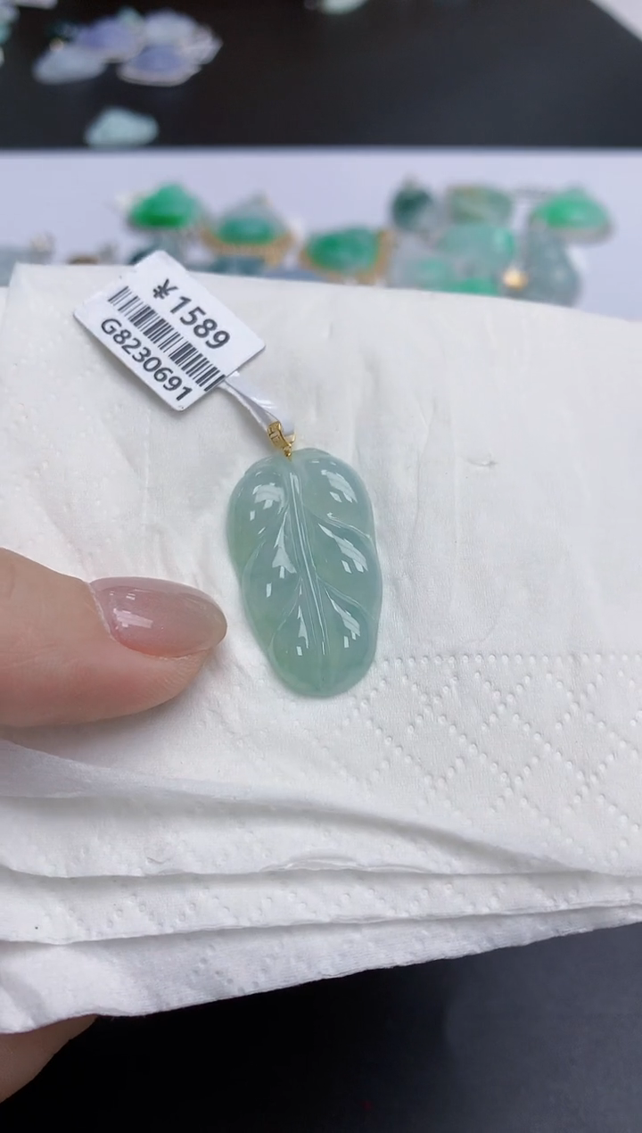 【闪购商品】翡翠颈饰18K金镶嵌天然缅甸翡翠A货