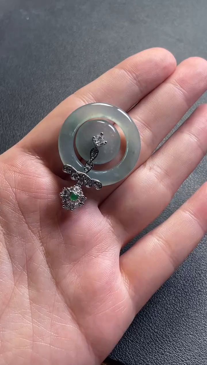 【闪购商品】翡翠颈饰未镶嵌翡翠吊坠