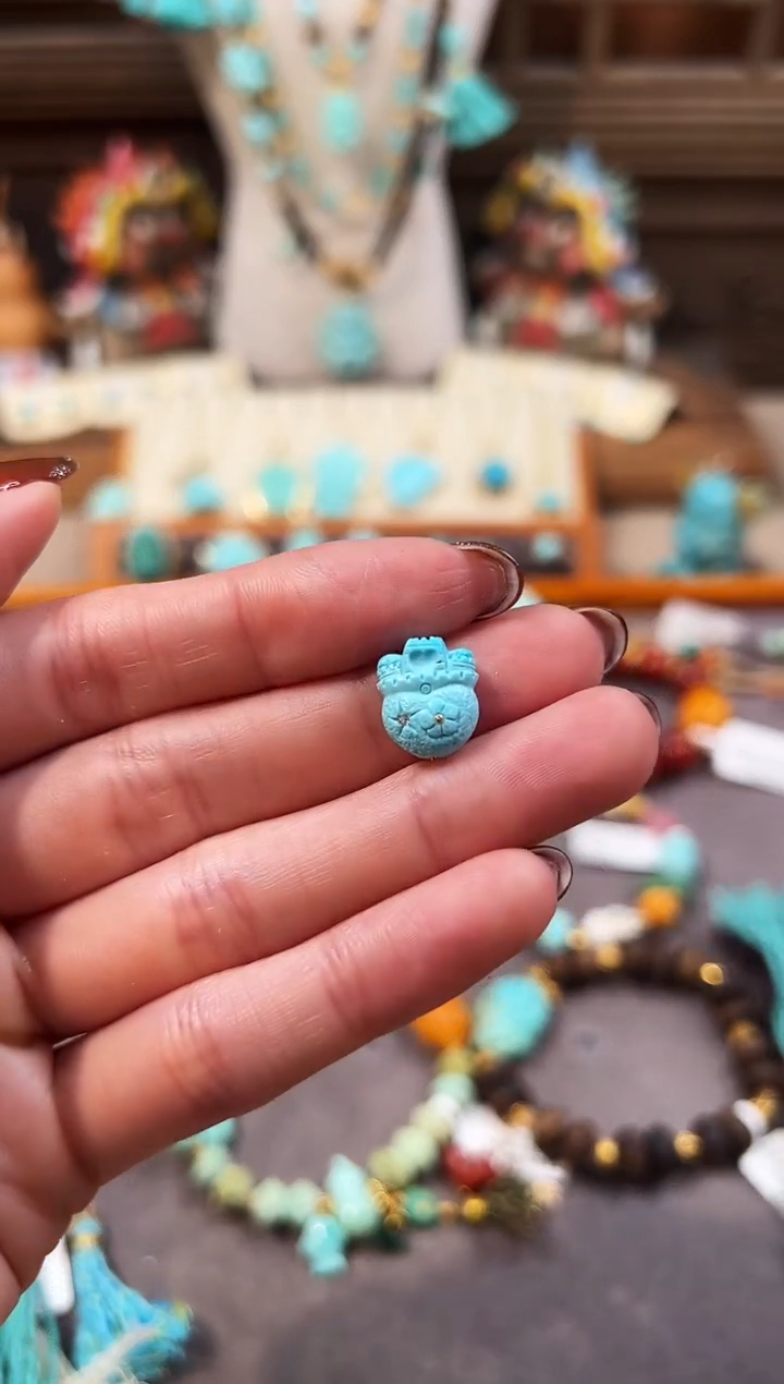 未镶嵌绿松石配饰爱心城堡