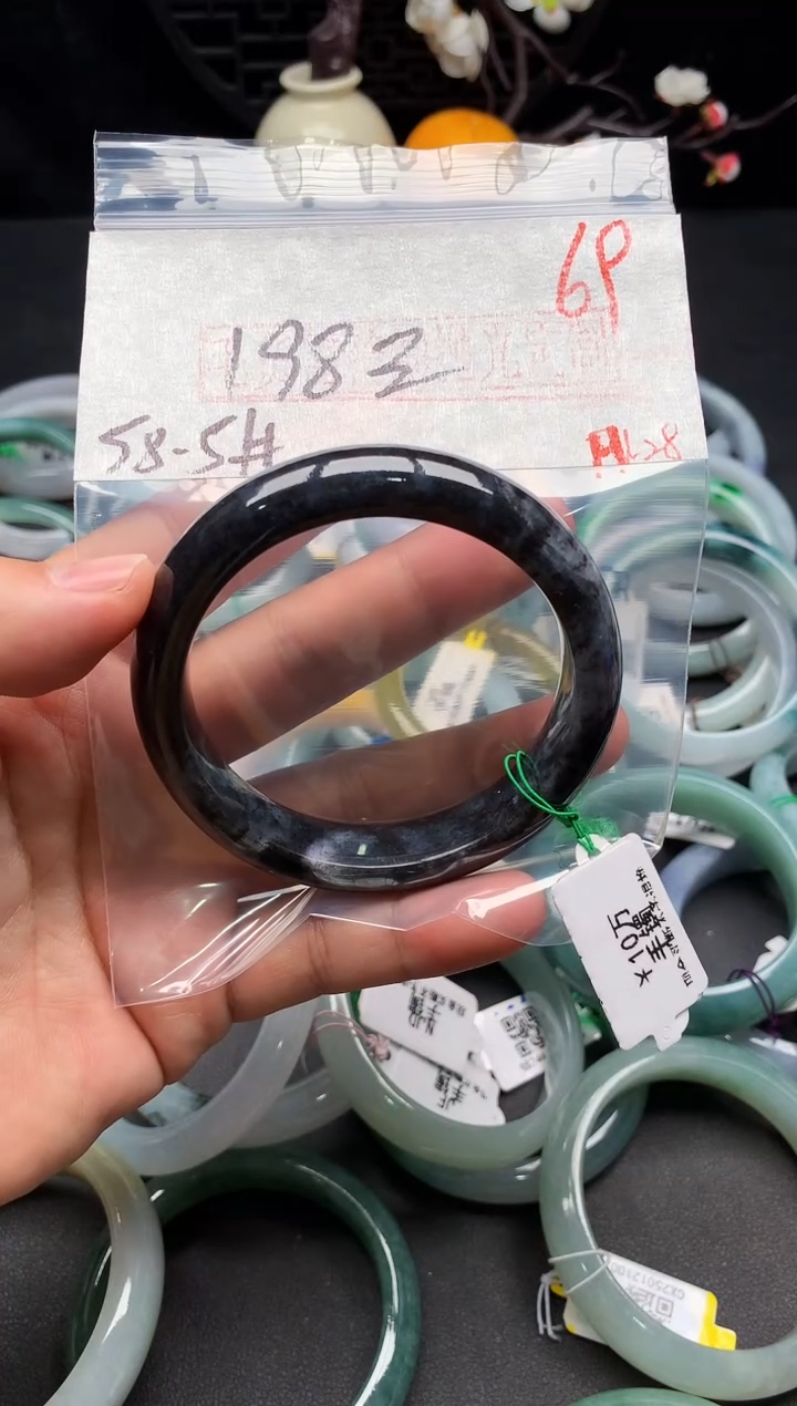 【闪购商品】定制翡翠未镶嵌毛货需精细抛光+多样性发货拍一发一