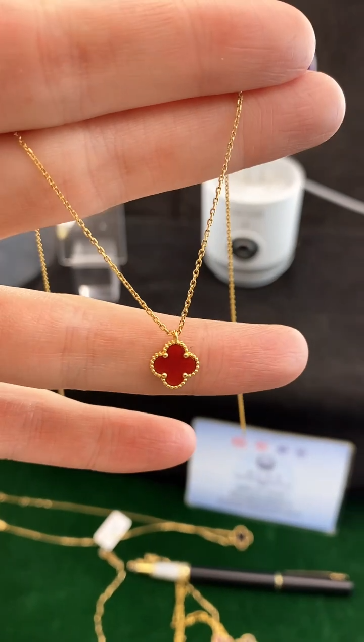 【闪购商品】玛瑙/玉髓项链18K金镶嵌.