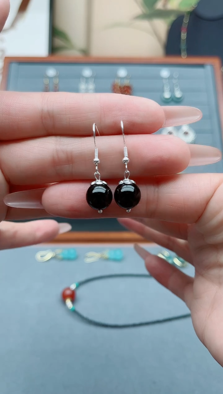 【闪购商品】黑曜岩耳饰银S925镶嵌8897