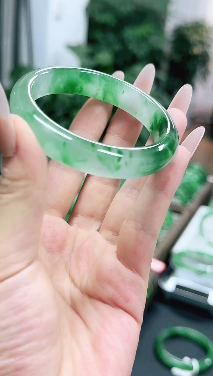 未镶嵌1石英质玉（非洲翠）/5989-55