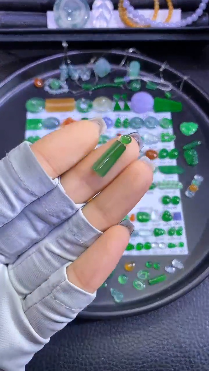 未镶嵌挂件翡翠柱子