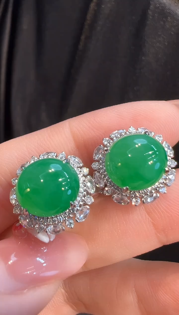 18K金镶嵌翡翠耳饰AL6耳包