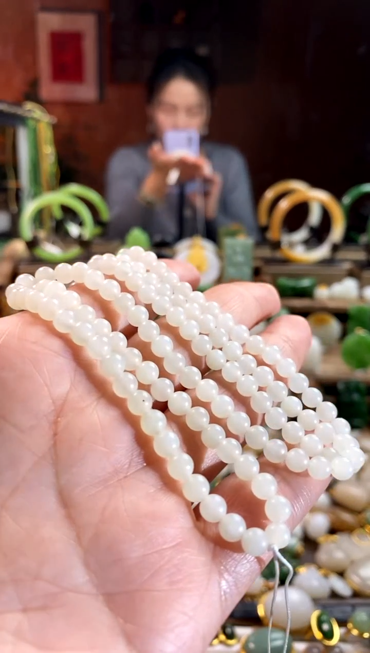 【闪购商品】和田玉项链未镶嵌。