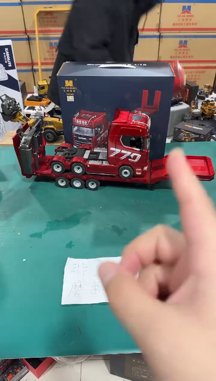 非全新斯堪尼亚770拖头+拖挂 红色套装