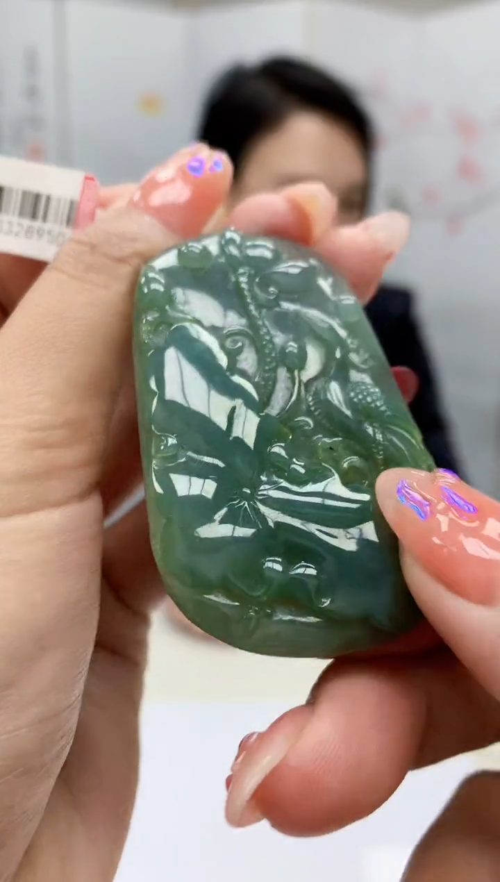 【闪购商品】定制翡翠未镶嵌3123MM-毛货挂件12