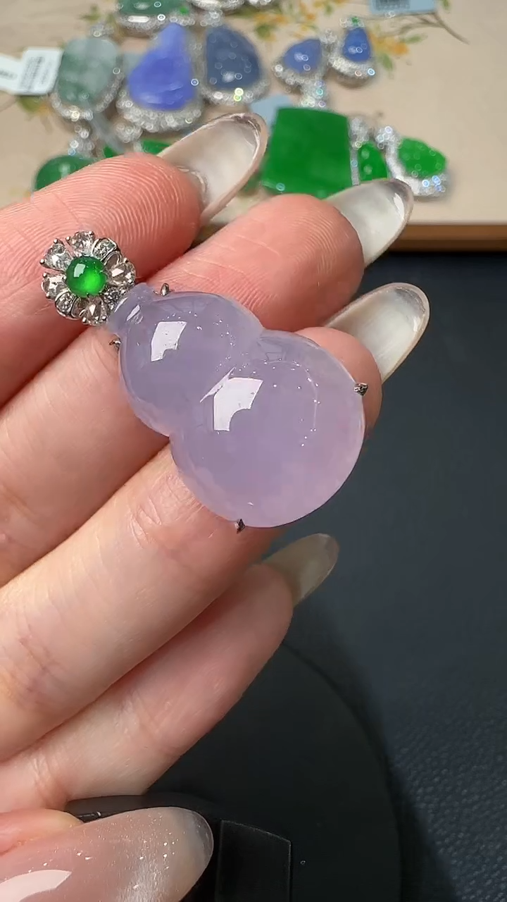 【闪购商品】翡翠吊坠(不含链)18K金镶嵌50