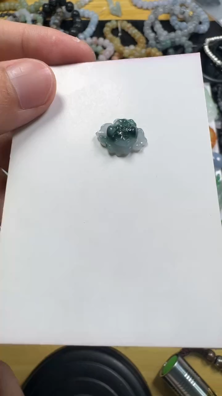 翡翠未镶嵌颈饰【闪购商品】 天然翡翠