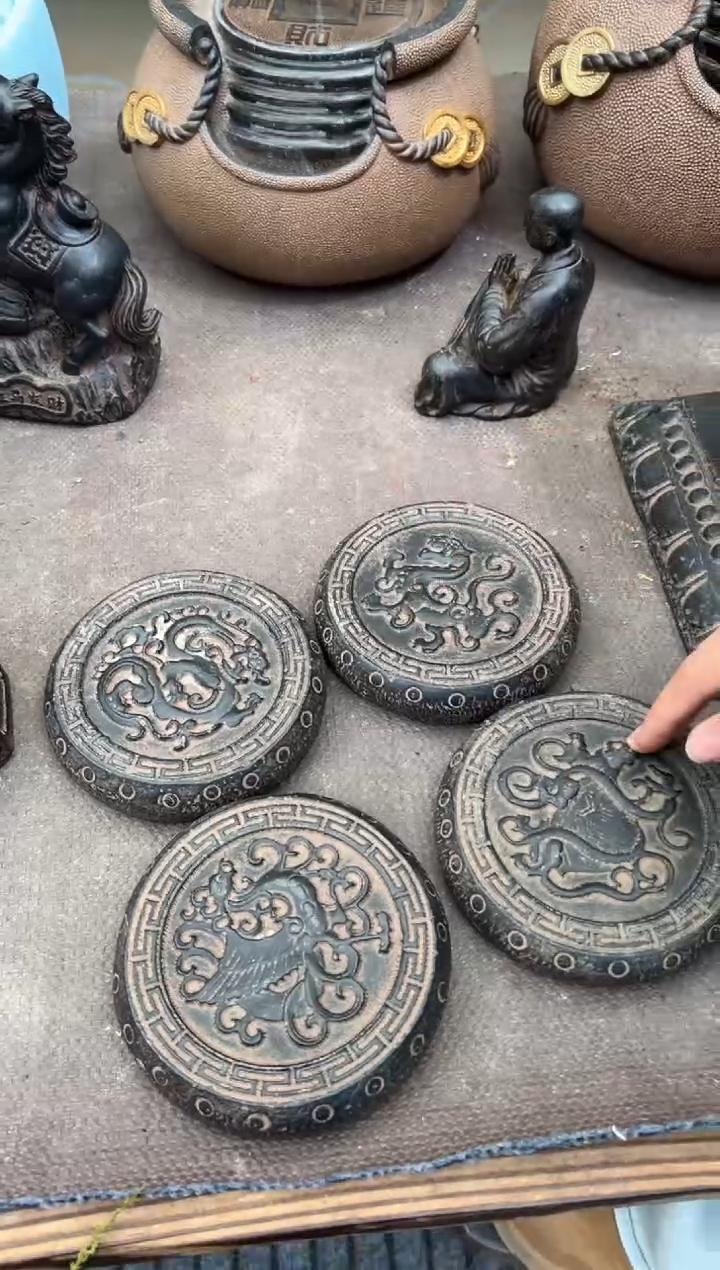 陶土【火山泥】四兽底座一套