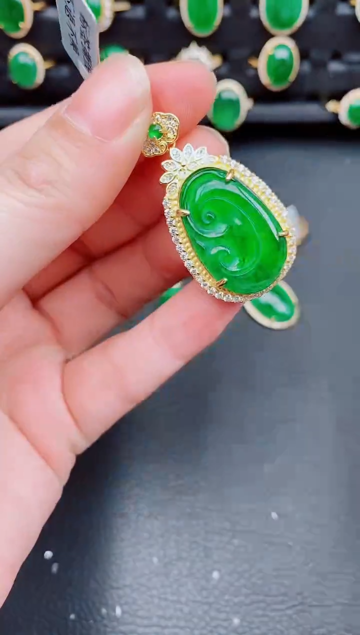 【闪购商品】翡翠颈饰银S925镶嵌天然a货翡翠266