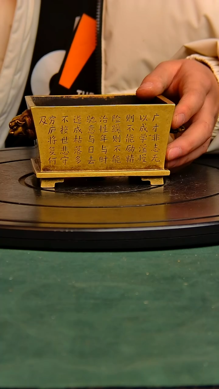 摆件崇*精品陶瓷摆件