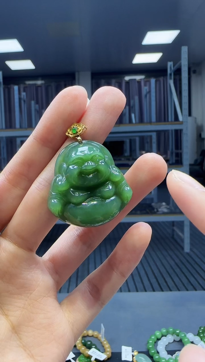 和田玉18K金镶嵌挂件1