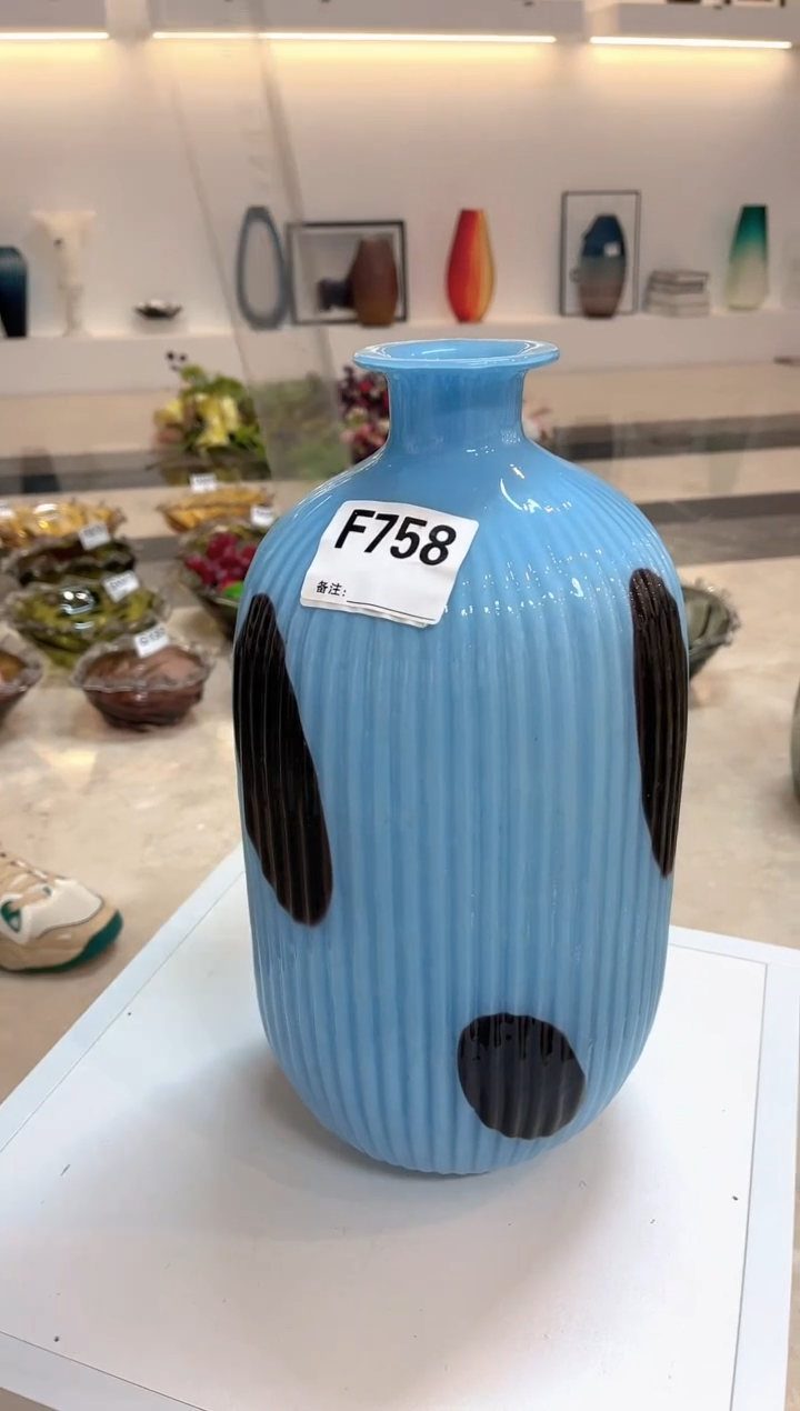 【闪购商品】琉璃手工艺品高34口3