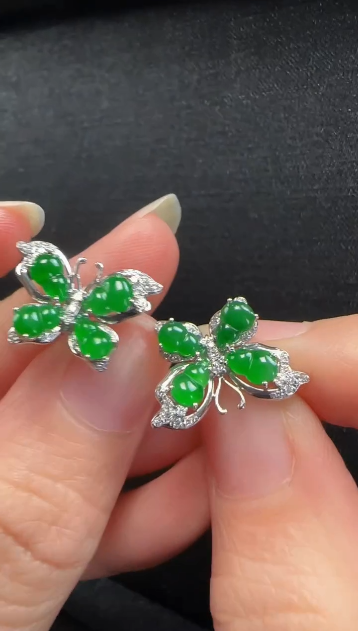 【闪购商品】翡翠耳环18K金镶嵌331葫芦一对