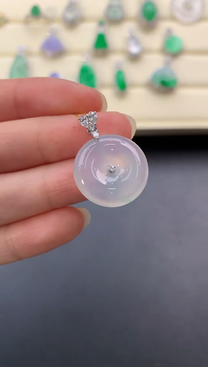 【闪购商品】翡翠颈饰18K金镶嵌W638